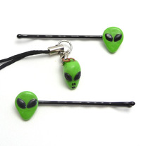 Alienset1_medium