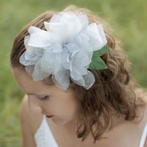 Platinum Dahlia Fascinator - Thumbnail 3