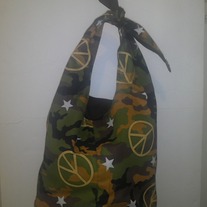 2 in 1 Reversible Camo Tie Handbag 