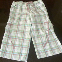 Green Plaid Capris-If It Were Me Size 8