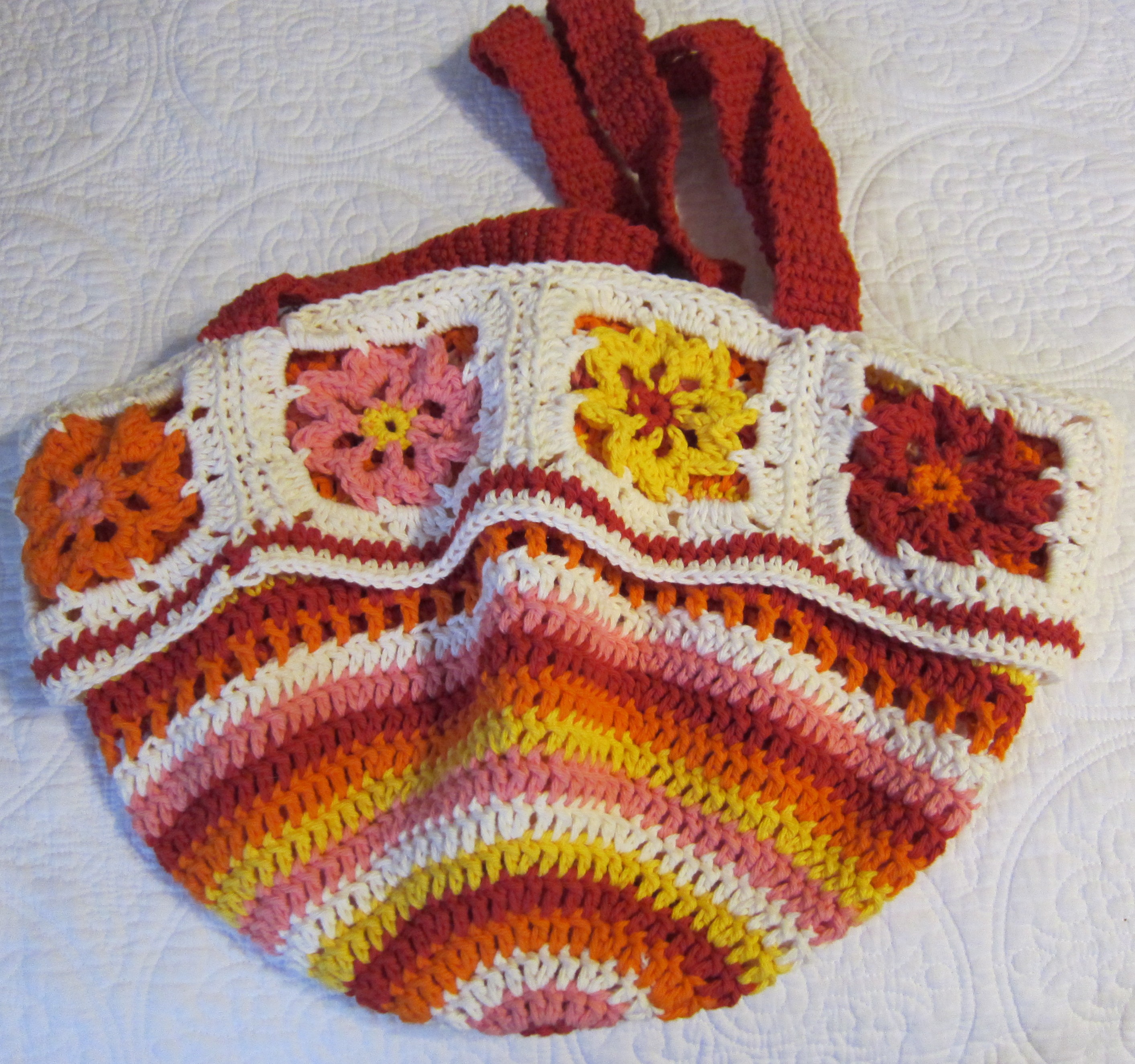 Crochet Flower Purse/Tote Beautiful Colors with Pretty Spring/Summer ...