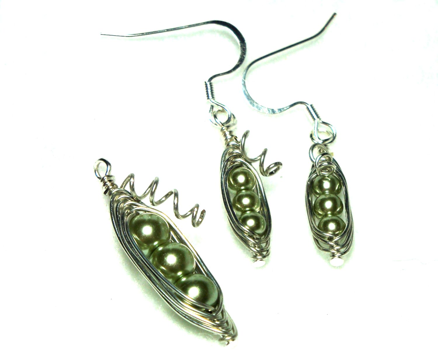 Three Peas In A Pod Earring & Pendant Set, Green Pearls & Silver Wire
