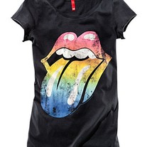 Black print T-shirt