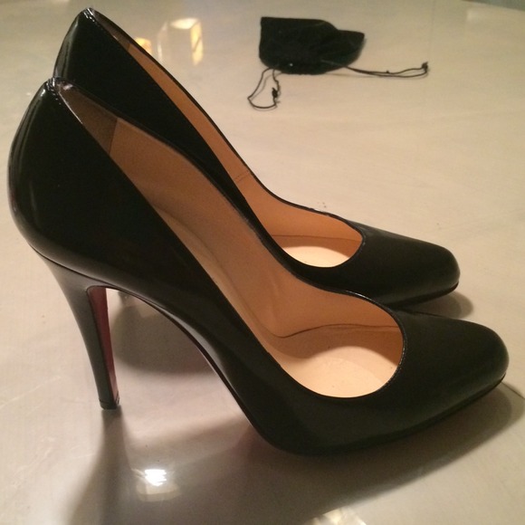buy christian louboutin shoes from consignment shops buy christian louboutin shoes from consignment shops