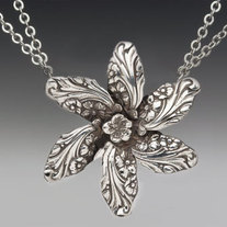 Unusual Handmade Silver Georgia FLOWER Spoon Handle Pendant Necklace - FREE SHIPPING