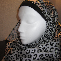 Hijab_010_medium