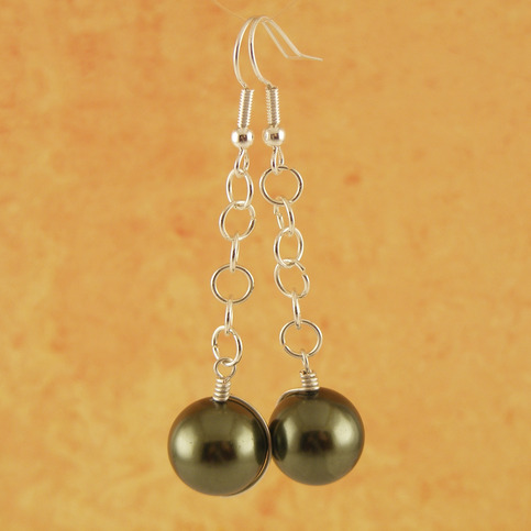 Green Pearl Seedling Earrings