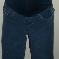 Denim Long Shorts-Bella Vida Maternity Size Small  SF0413