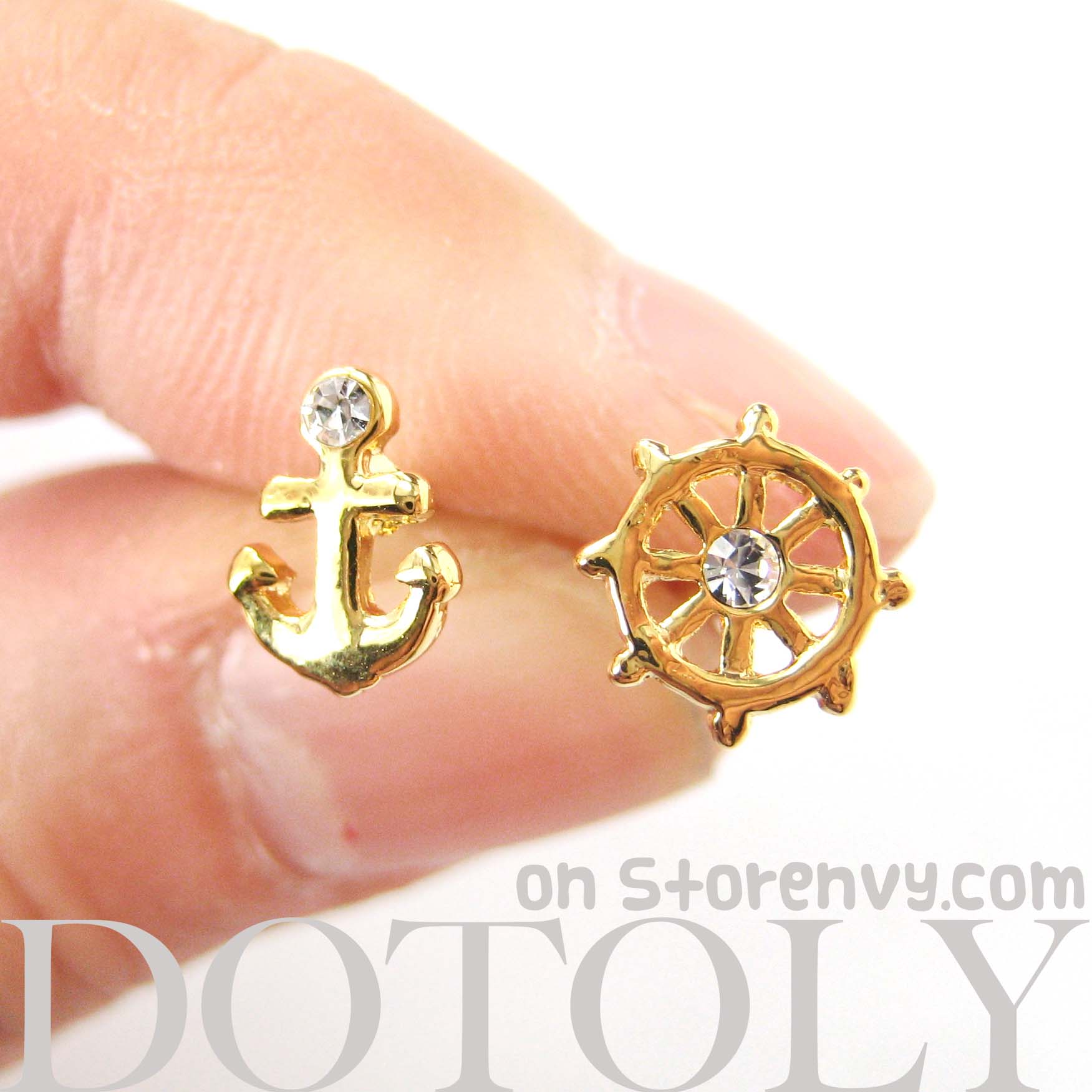 Small Anchor and Wheel Nautical Stud Earrings in Gold · DOTOLY Animal