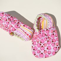 Ladybug Crib Shoes