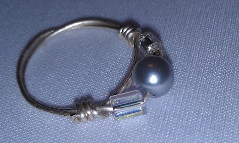 Small Pearl Ring
