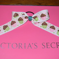 Cupcakes Bow