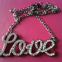 Lovenecklacependant_medium