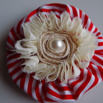 Red striped flower clip
