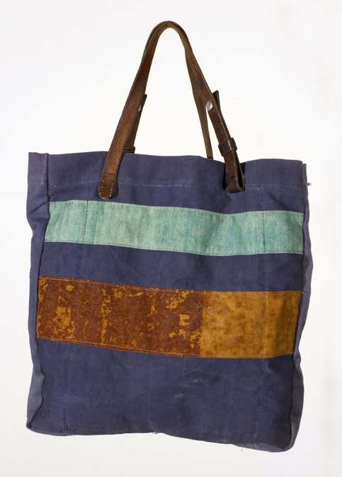Untitled bag 01 | Naomi Strauss