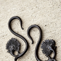 6g Flourish Hanging Earrings - Horn