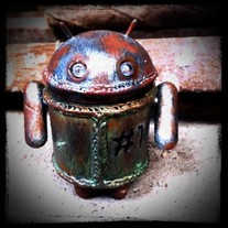 Rusty Android with led eyes