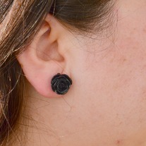 Black_20rosette_201_medium