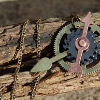 Gear necklace - Thumbnail 2