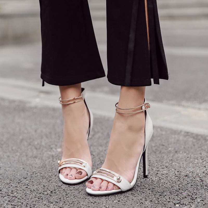 simple heel sandal