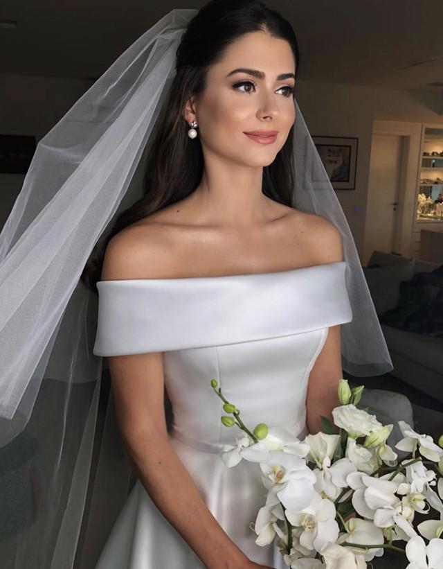 Veil For Off Shoulder Wedding Dress 