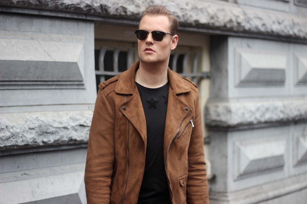 tan jacket outfit mens